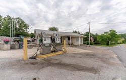 5412 AR-Highway 56, Violet Hill, AR 72584