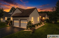 181 Concordia Circle, Monroe, NJ 08831