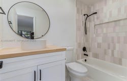 931 NE 199th St, Miami, FL 33179