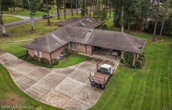 1606 Ellen Drive, McComb, MS 39648