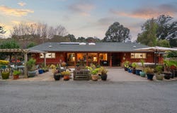 125 Old Stage RD, Salinas, CA 93908