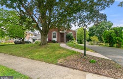 303 INSKEEP Avenue, GLENOLDEN, PA 19036