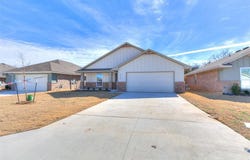 20648 Brush Creek Boulevard, Harrah, OK 73045