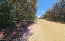 GLORIA Avenue, Interlachen, FL 32148