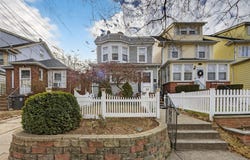 121-44 6th Avenue, College Point, NY 11356