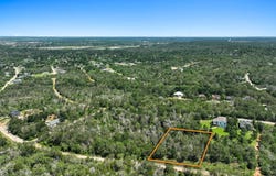 242 Bali Hai Ln, Bastrop, TX 78602