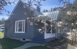 7042 Oak St, Bonners Ferry, ID 83805