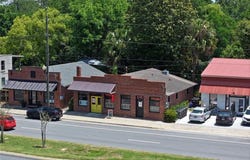 309 Bedell Avenue, Woodbine, GA 31569