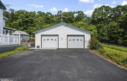 1195 LOOP Road, GERRARDSTOWN, WV 25420