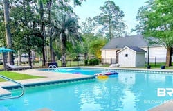 607 Edgewood Dr, Brewton, AL 36426
