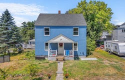68 Smith Street, Auburn, ME 04210