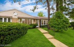 37 Cambridge Circle, Manchester, NJ 08759