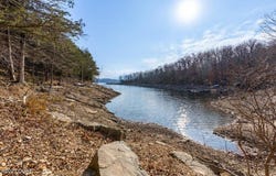 21223 Maple Dr, Garfield, AR 72732