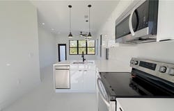 714 Chambers St E, LEHIGH ACRES, FL 33974