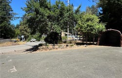 25799 Madrone Drive, Willits, CA 95490
