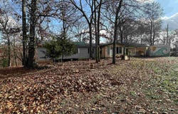 30008 Skyview, Edwards, MO 65326