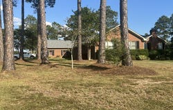 2409 N Park Ave, Tifton, GA 31794