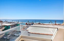 207 42nd Street, Manhattan Beach, CA 90266