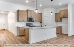 211 Spicewood Trail, Centerton, AR 72719