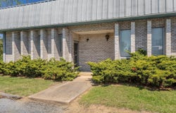 52 MID VALLEY LN, VERONA, VA 24482