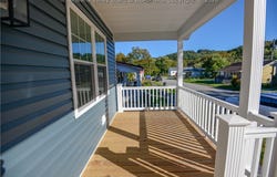 3911 39th Street, Nitro, WV 25143