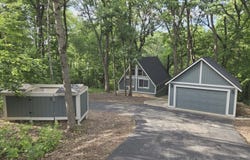 5 Mosswood Path, Galena, IL 61036
