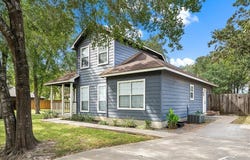 301 Buckeye Trail, La Grange, TX 78945