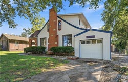 9009 E 68th Street, Raytown, MO 64133
