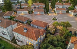 4636 Redwood Rd, Oakland, CA 94619