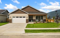 2113 S Aspen Way, Sandpoint, ID 83864