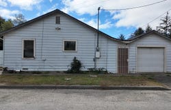 218 Maiden Lane, Crescent City, CA 95531