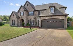 310 MISTY FIELDS Cv S, Oakland, TN 38060