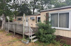 2 Periwinkle Drive, Bohemia, NY 11716