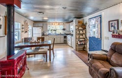 1464 Hulett Hill Dr, Sandpoint, ID 83864