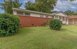 723 Valley Dr, Jonesboro, AR 72401