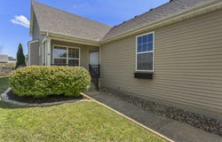 1710 Timber Wolf Lane, Mahomet, IL 61853