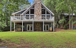 675 Currahee Ridge Road, Toccoa, GA 30577