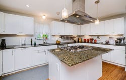 1019 Main Rd, Tiverton, RI 02878