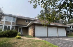 1341 Cliff Ave, Duluth, MN 55811