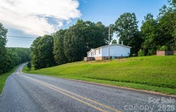 479 McDade Road, Tryon, NC 28782