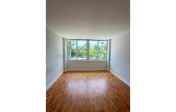 7441 Wayne Ave, Miami Beach, FL 33141