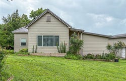 504 Mclean Avenue, Cotter, AR 72626