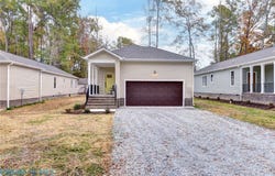 3557 ODI St, West Point, VA 23181