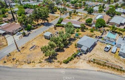 5 Mesa Drive, Lake Elsinore, CA 92530