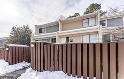 2412 SOUTHGATE Square, RESTON, VA 20191