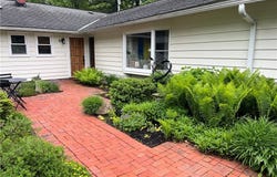 22 Ridgecrest Drive, Chagrin Falls, OH 44022
