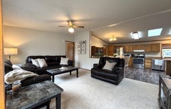 120 W 4th Ave, Miller, SD 57362