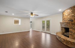 411 N Glencrest, White Oak, TX 75693