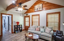 608 County Road 428, PARIS, MS 38949