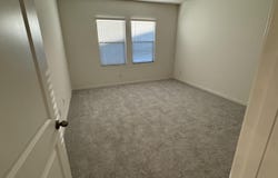 4634 N GRACE Lane, Phoenix, AZ 85037